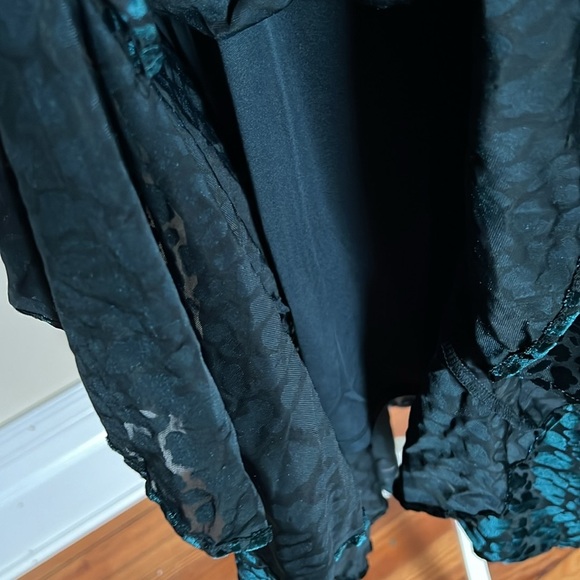 Calvin Klein Dark Green Burnout Velvet Faux Wrap Dress with Flounce Hem - NWT 8 - Picture 14 of 15